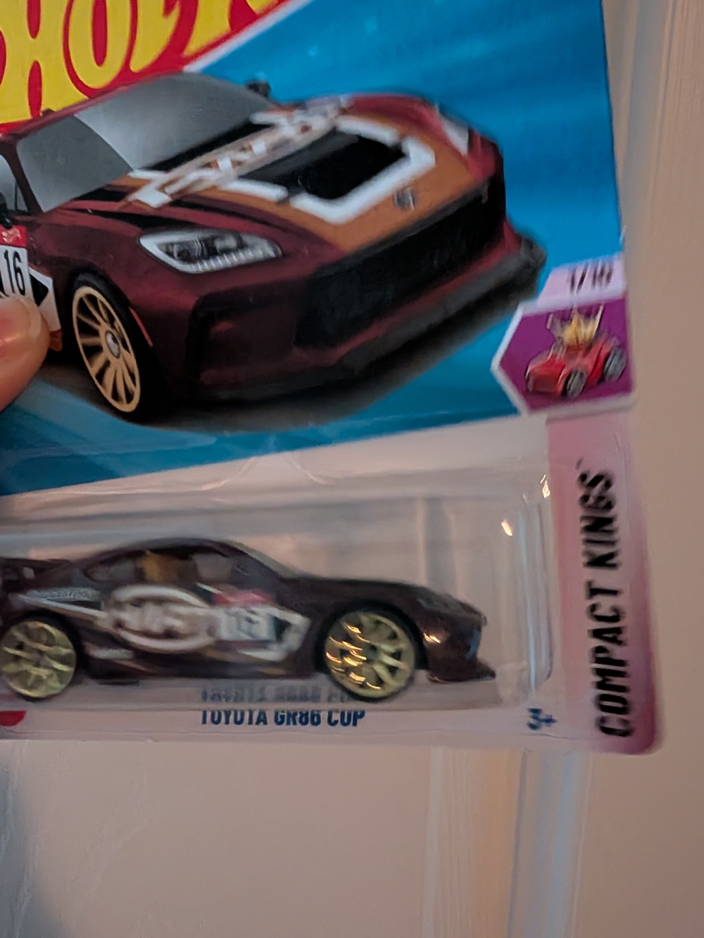 Hot wheels Compact Kings Racer Toy Car - Picture 3 of 5